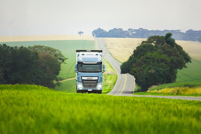 Clientes DAF destacam performance do XF em diferentes estradas e operações pelo Brasil