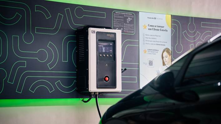 Plaza Sul Shopping oferece recarga gratuita para carros elétricos